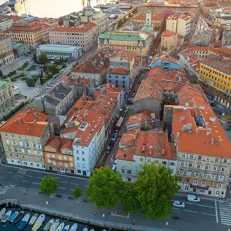 Lucija & Katia Apartment *